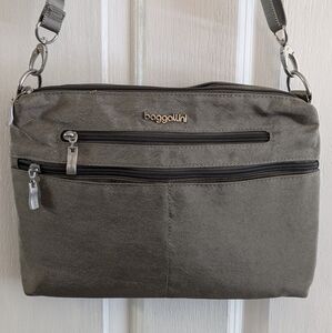 Baggallini City Crossbody